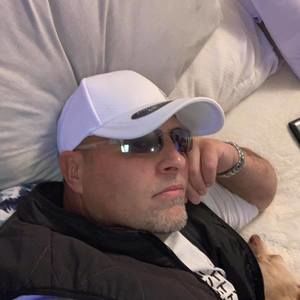 Meet your Posher, Gary